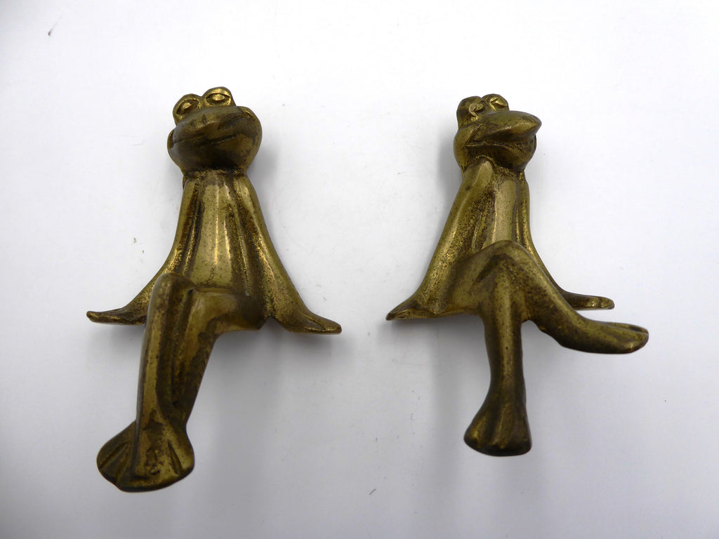 Couple de grenouille assis en laiton (Modèle le plus grand que nous proposons pour ce style)