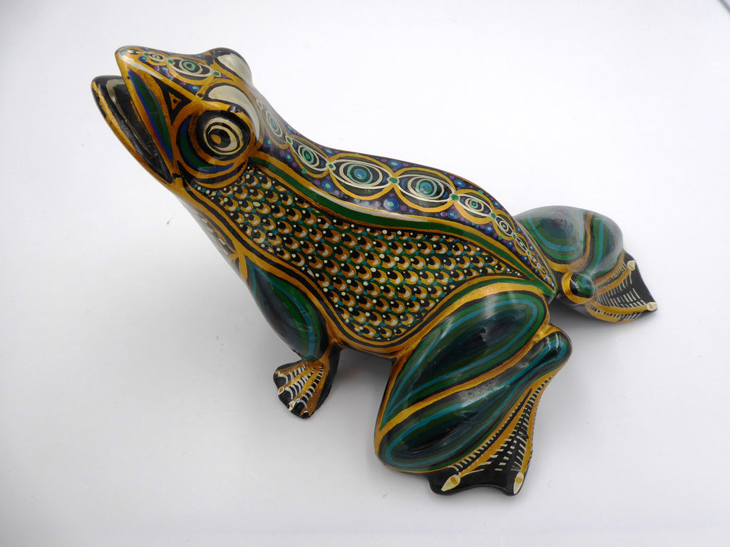 Grosse grenouille en bois sculptée peinte à la main