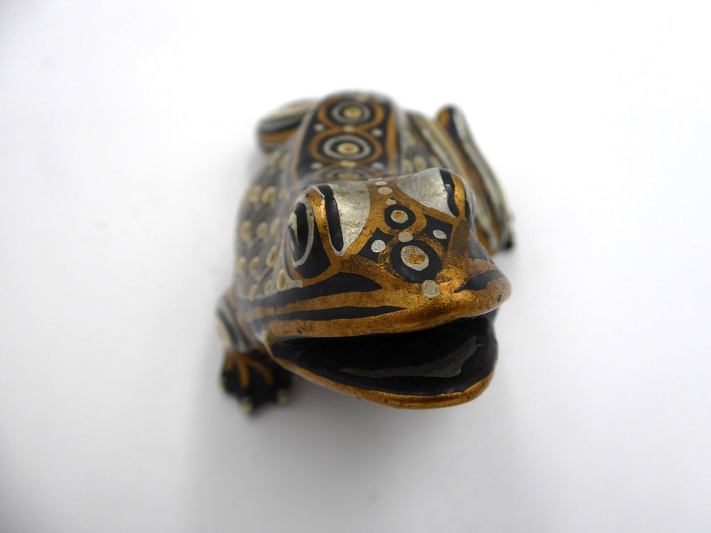 Moyenne grenouille en bois peint dominante noir/or