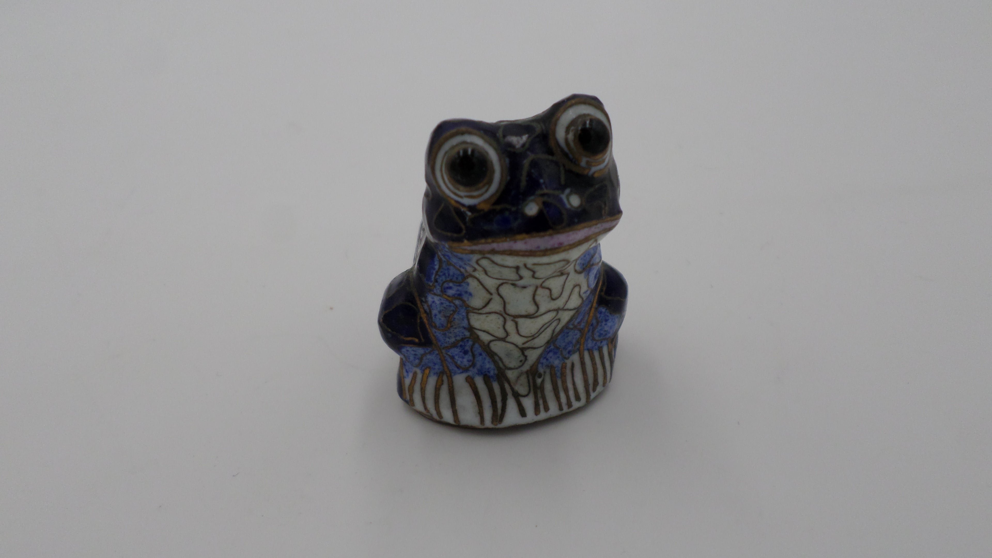 Grenouille ancienne émaillée