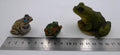 Lot de trois sujets grenouilles variés