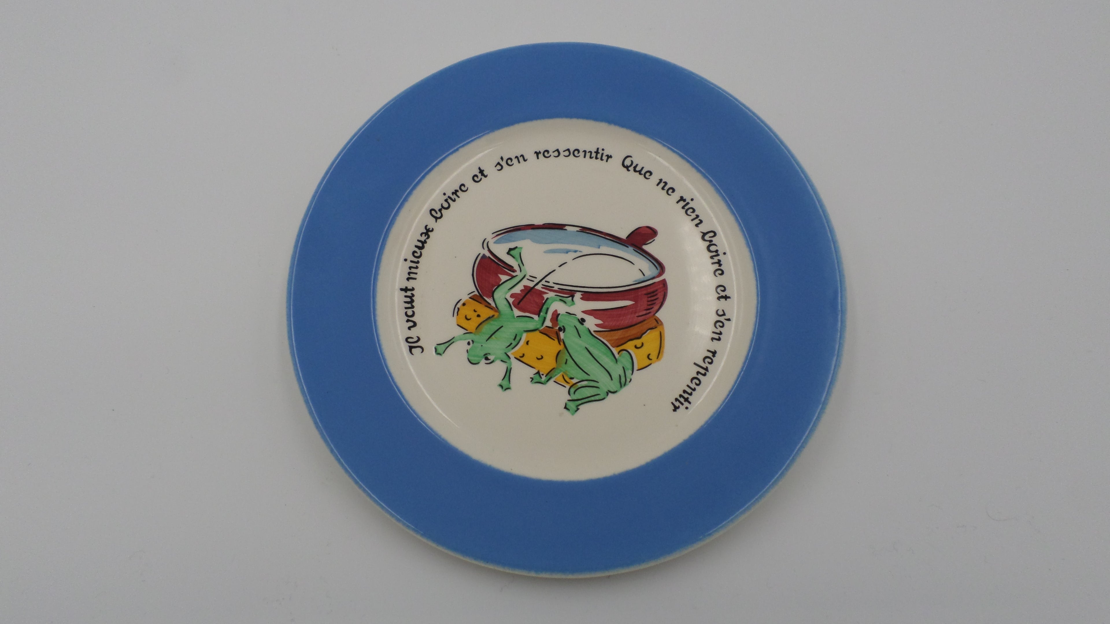 Vieille assiette peinte Boire et s'en repentir