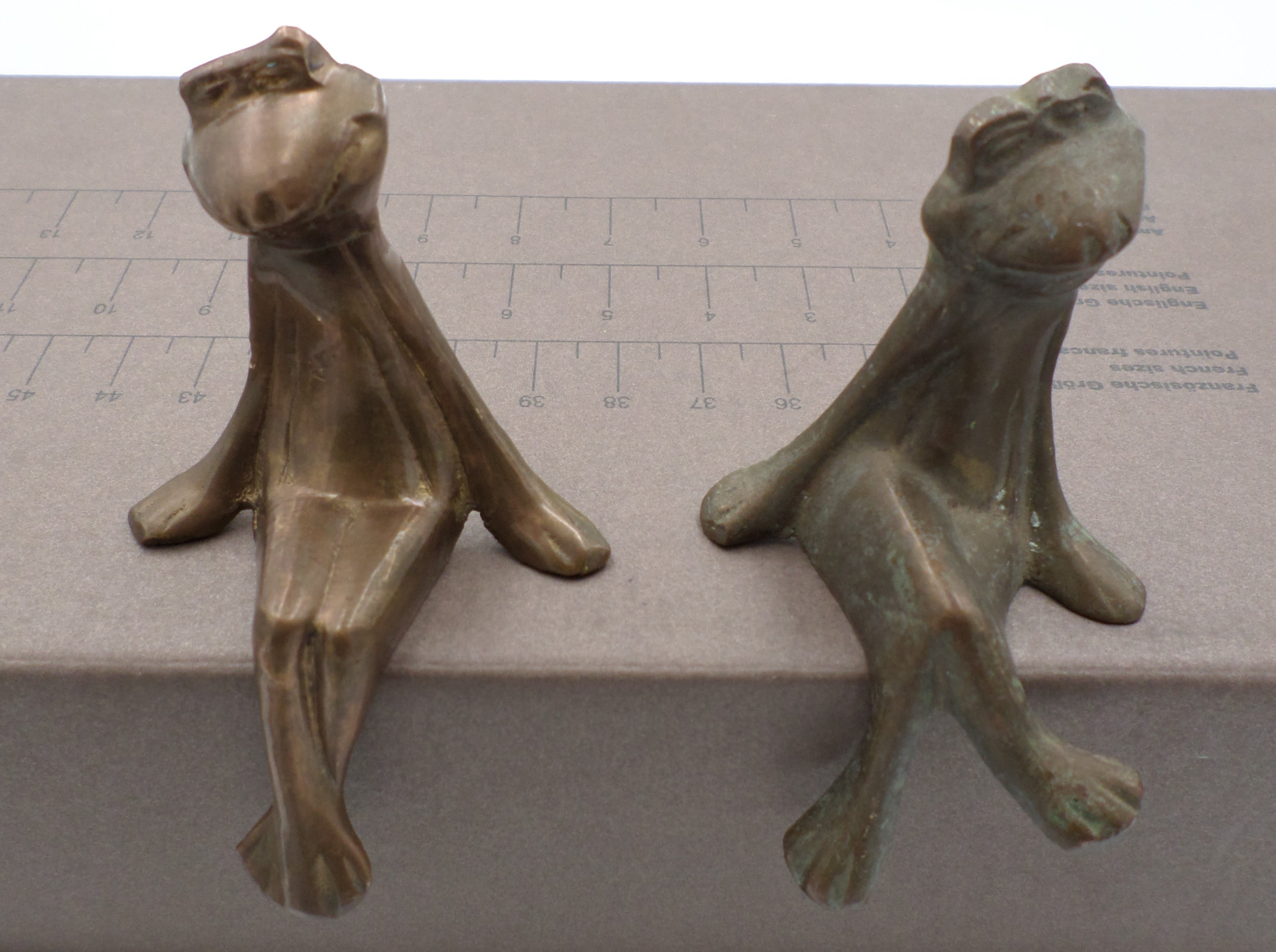 Couple en laiton ancien (La dame est plus fraiche...☺)