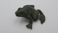 Grenouille indonésienne en laiton vieilli