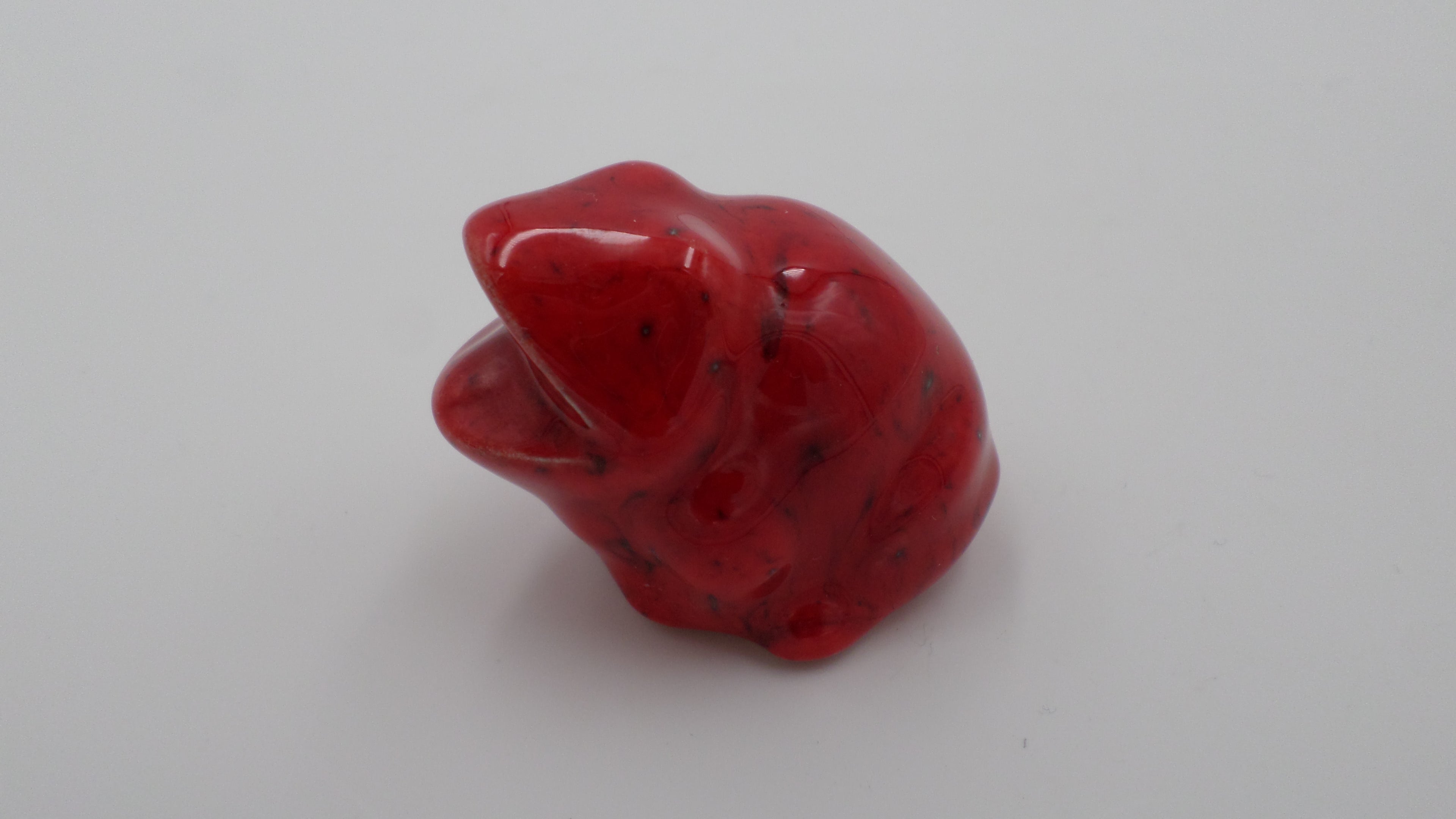 Petite grenouille en céramique vernis rouge