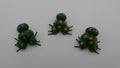 Trois broches en bois peintes (Anciennes)
