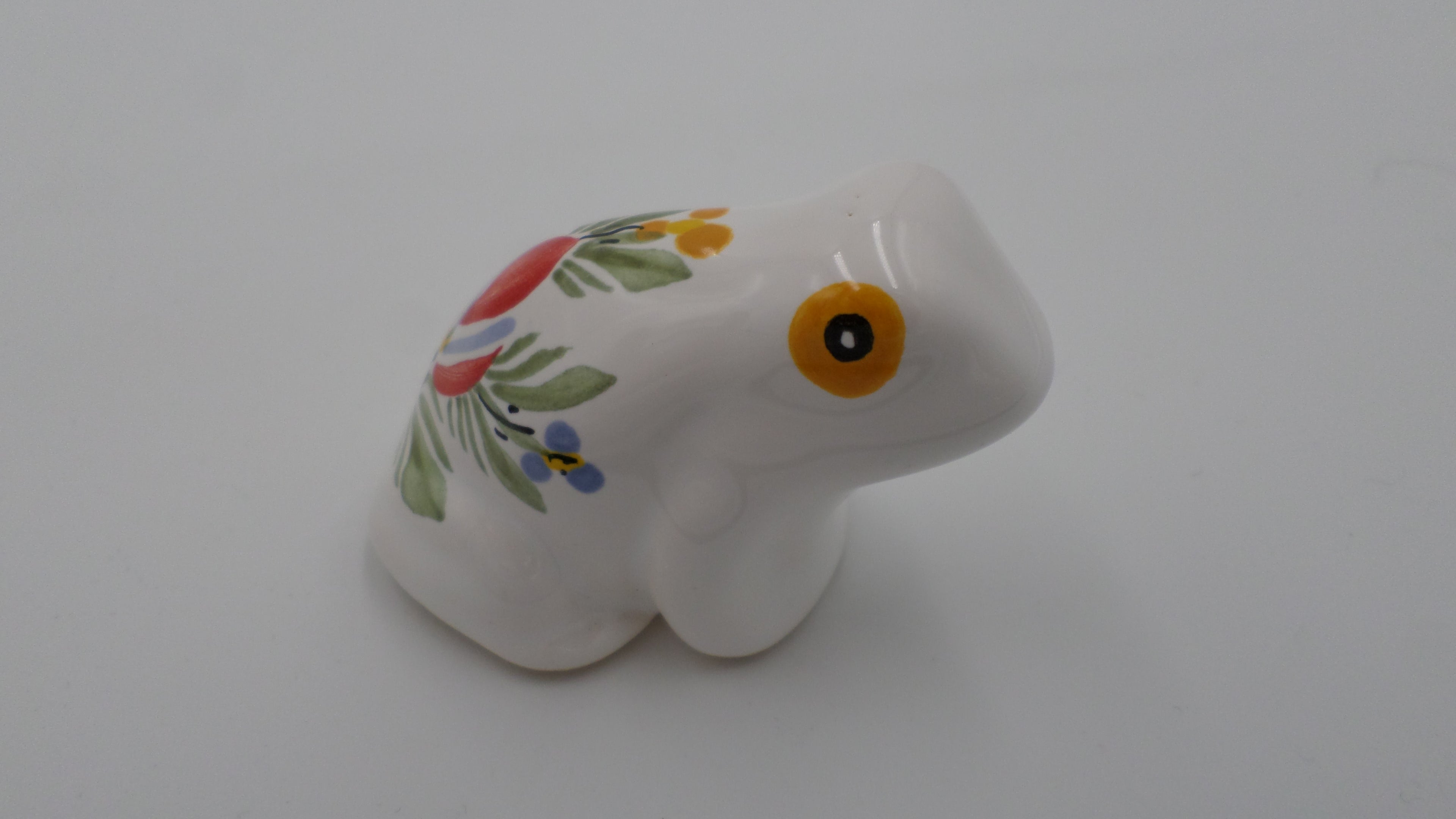 Petite porcelaine de QUIMPER signé