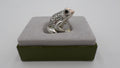 Grenouille en métal argenté signée CHRISTOPHE - Collection Lumière d'argent