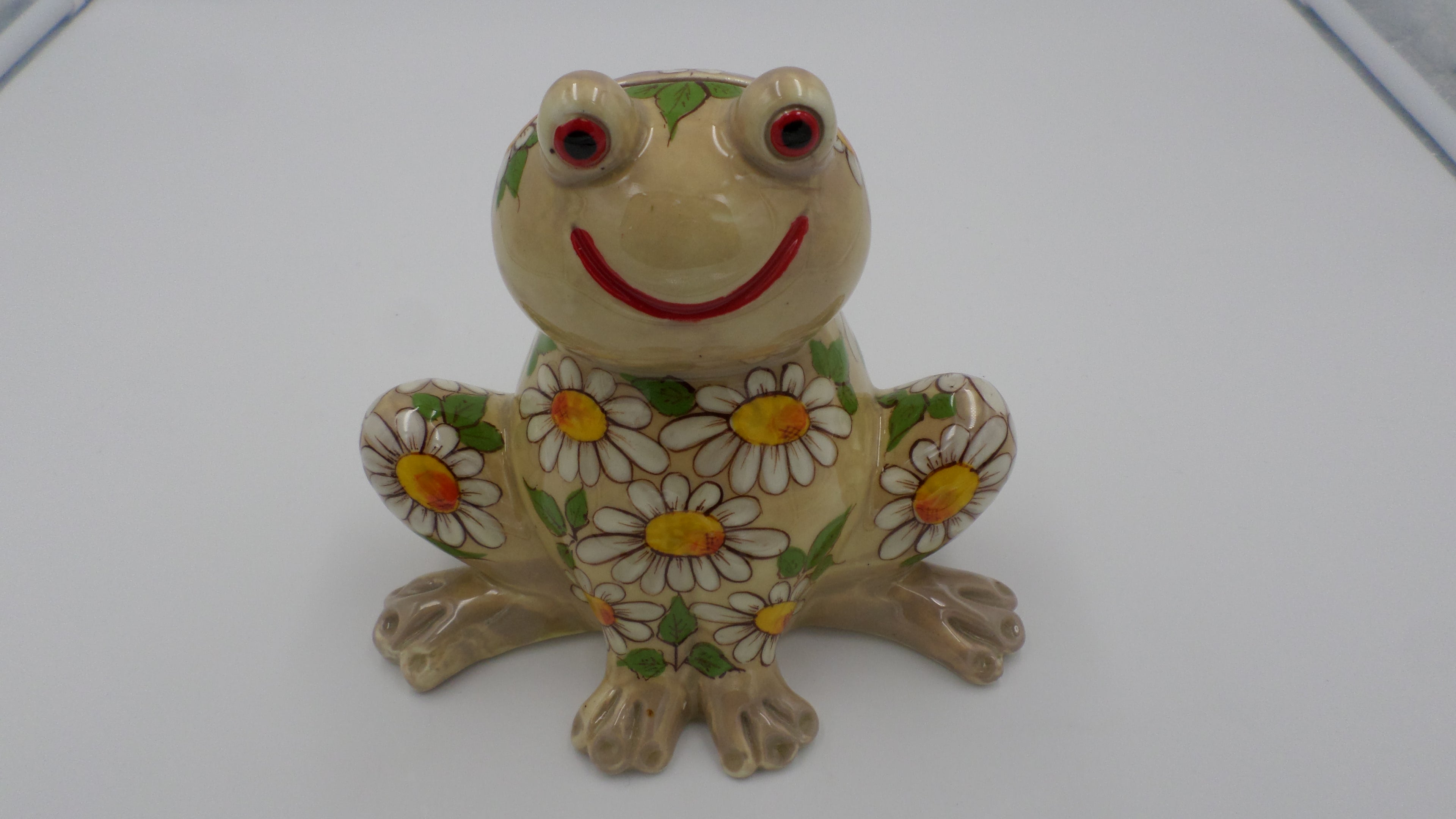 Tirelire grenouille aux marguerites couleur crème en céramique