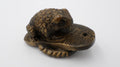 Netsuke grenouille sur basket - Reproduction