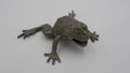 Grosse grenouille en plomb