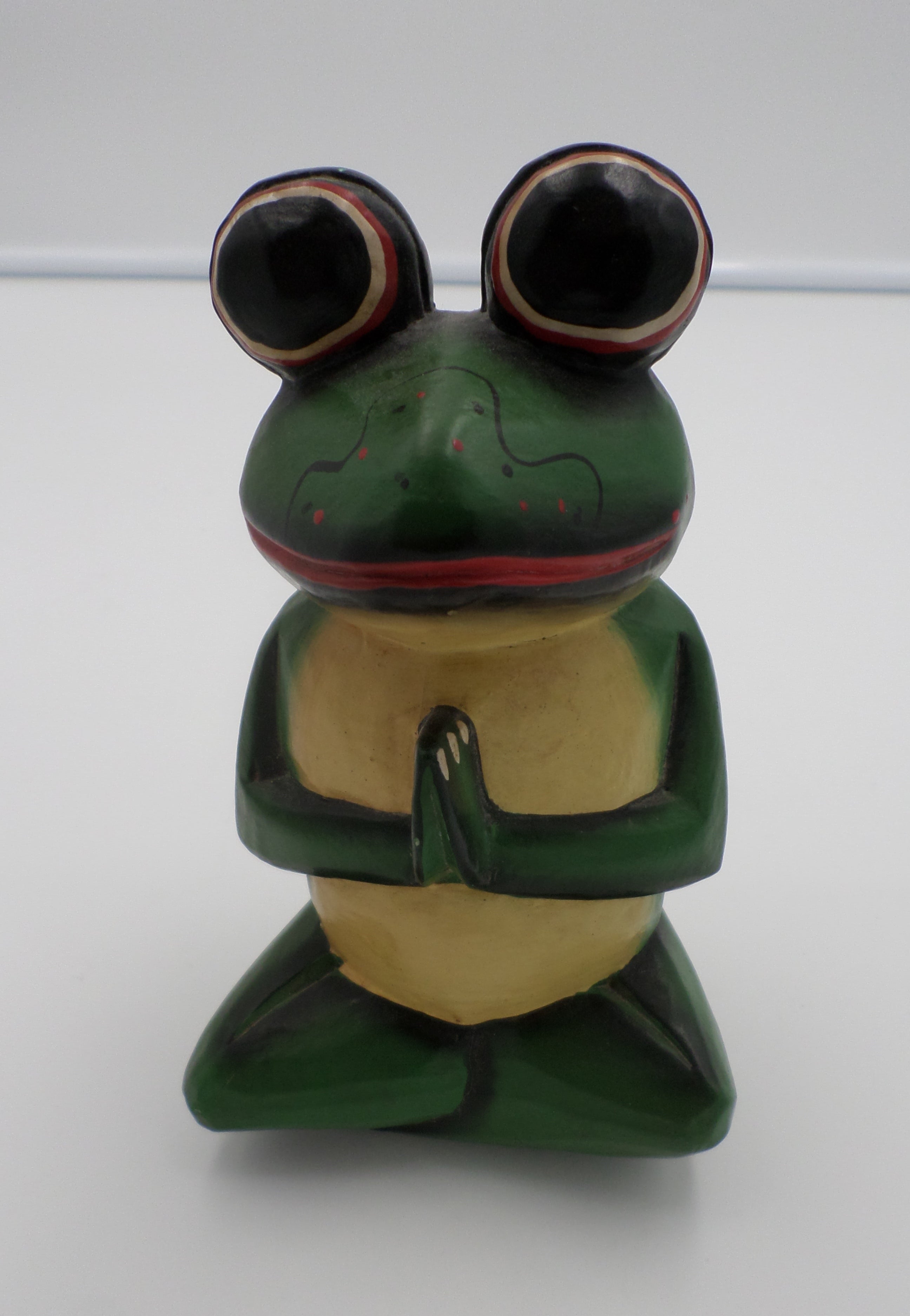 Grenouille ancienne terre cuite peinte zen