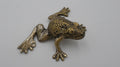Grenouille en laiton veilli