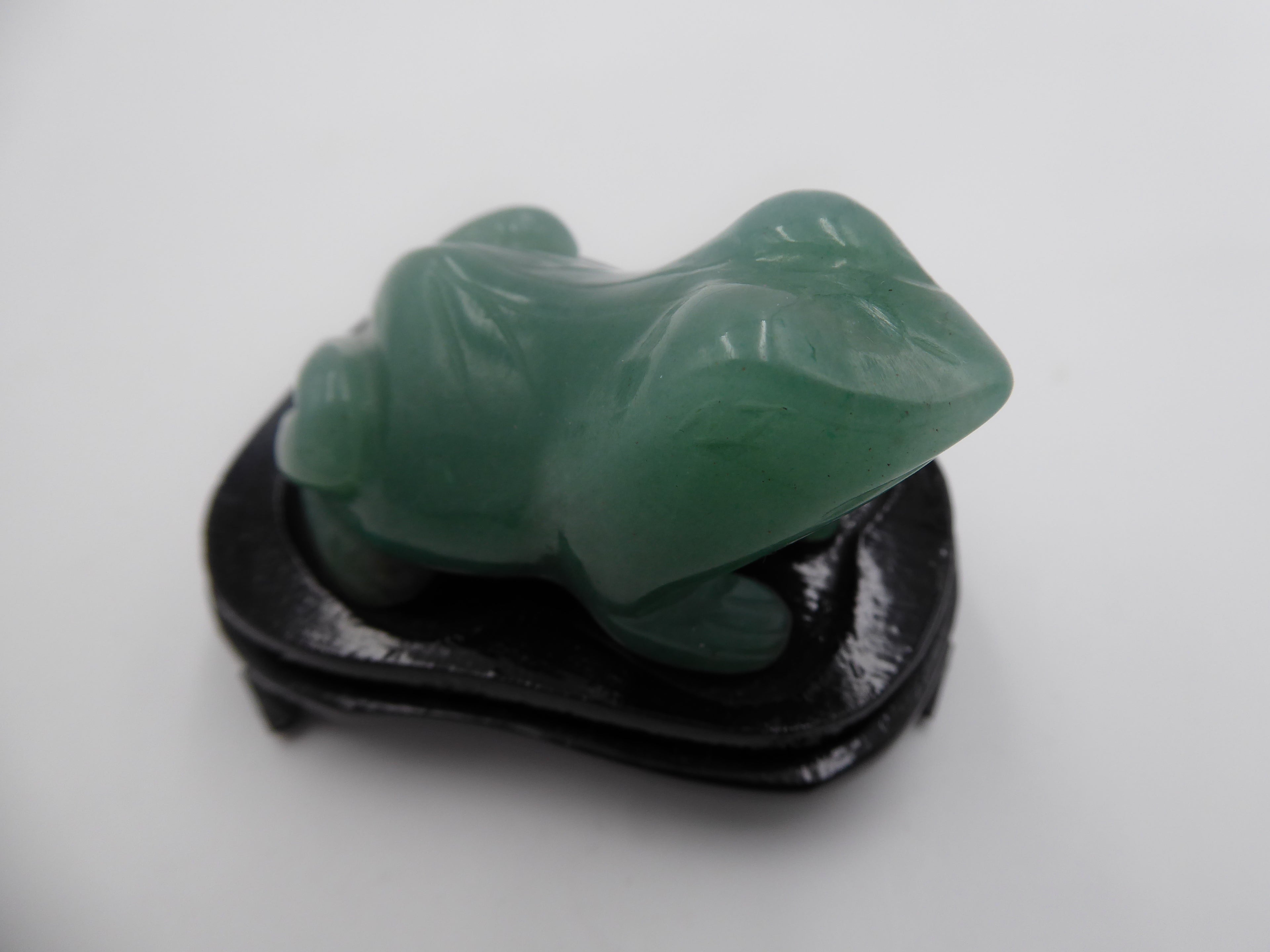 Grenouille en aventurine sur socle