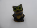Petit bronze d'art - Grenouille debout aux yeux incrustés - Artiste français signé