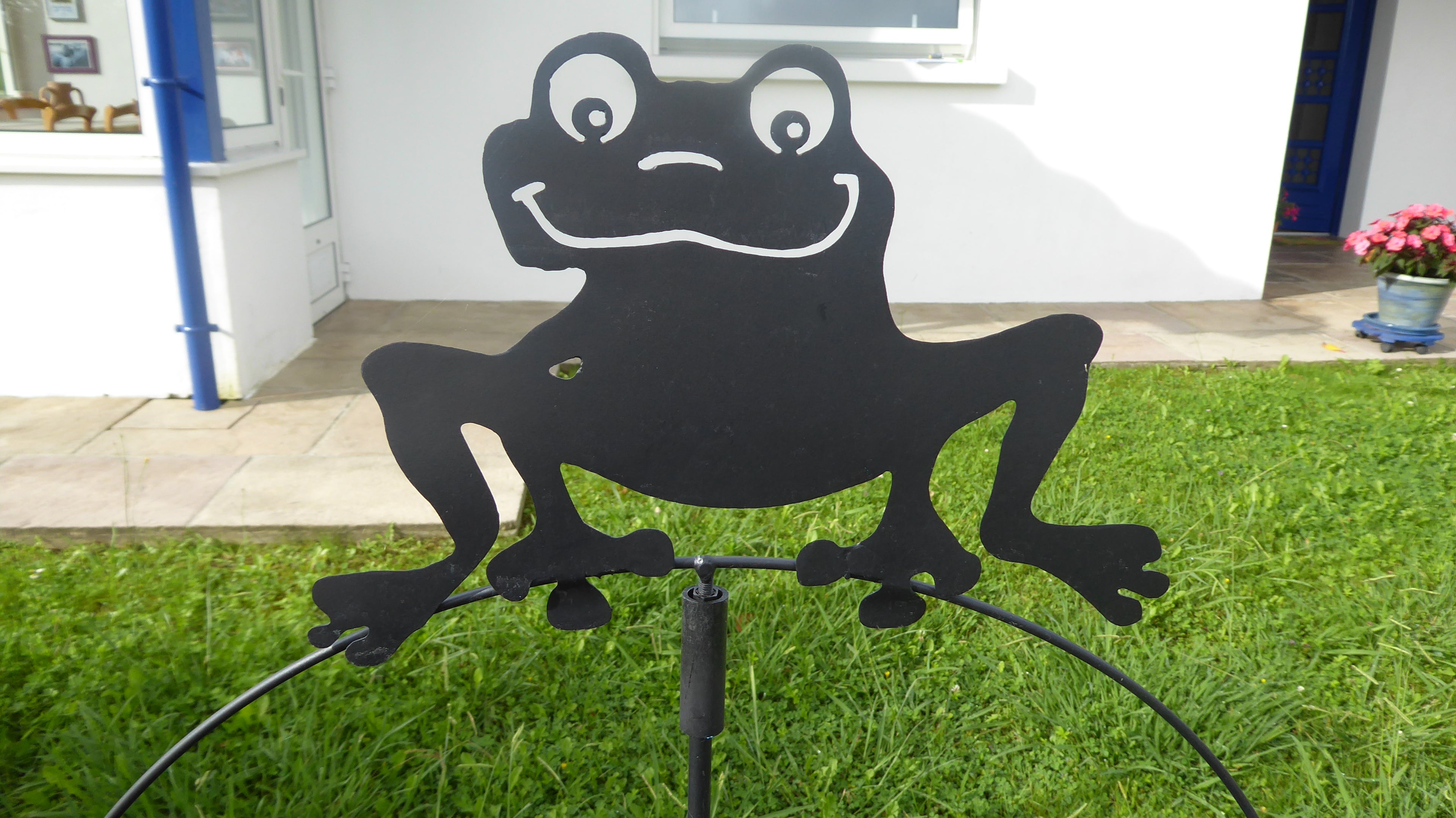 Grenouille girouette extérieure