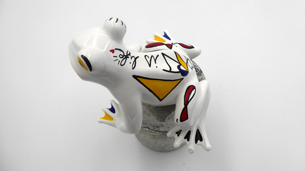Grenouille décorée façon MIRO