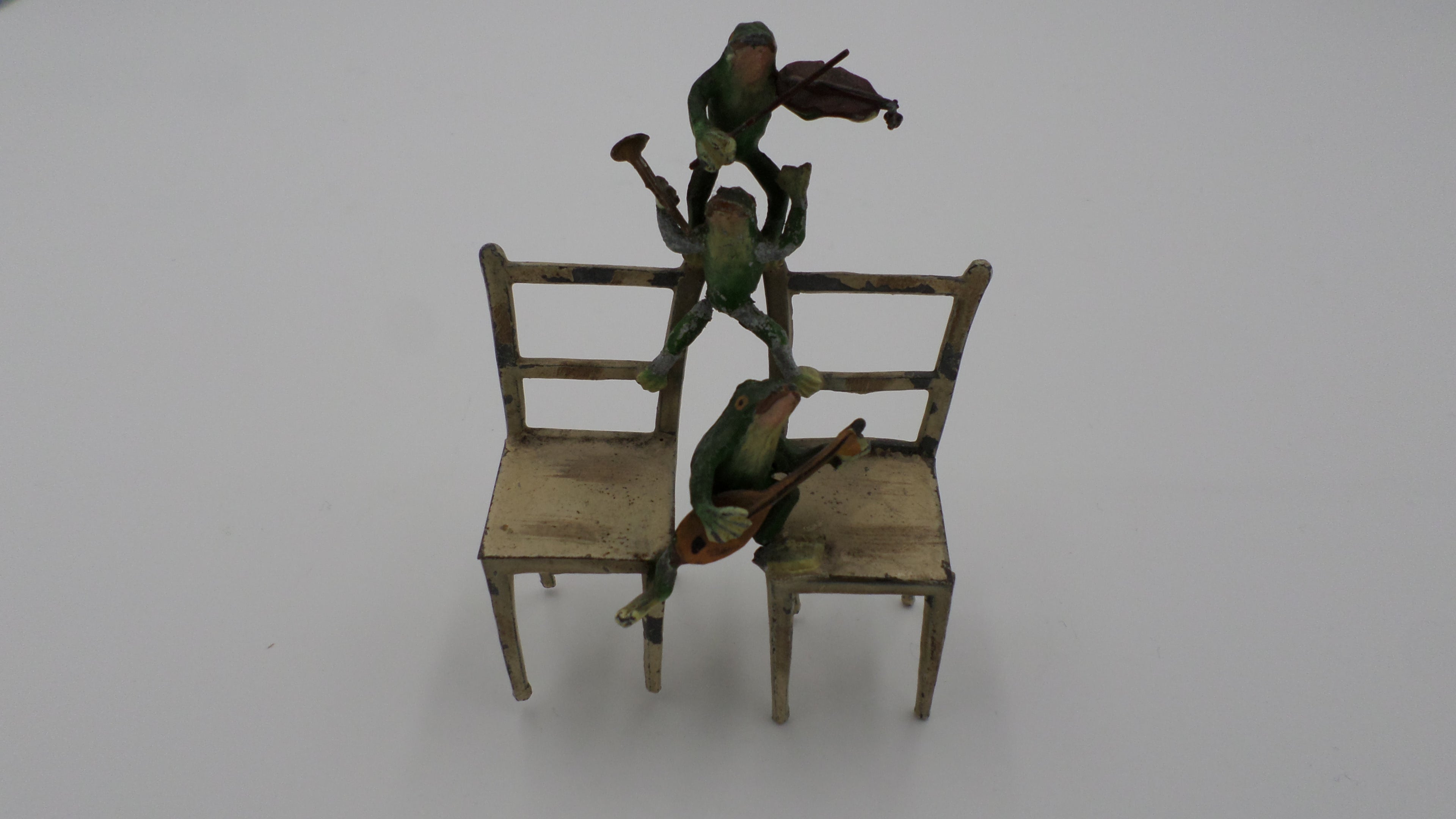 Figurine ancienne - Crapauds musiciens en plomb