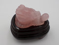 Grosse grenouille en quartz rose posée sur son socle - Époque CHINE 20ème siècle