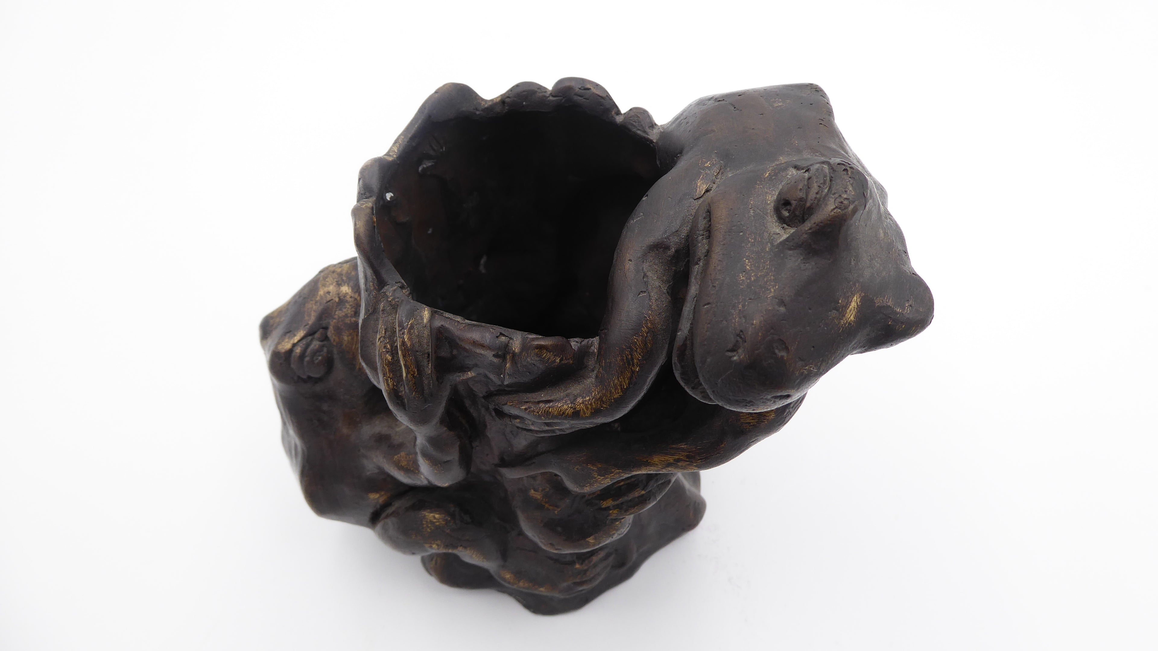 Bronze aux deux grenouilles