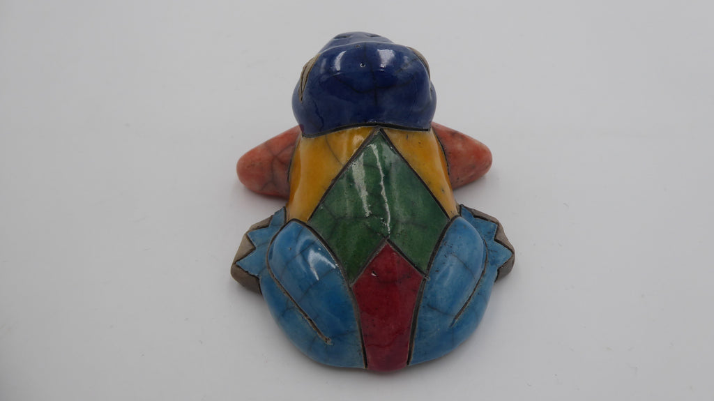 Petite céramique rappelant les couleurs de tableau de Miro