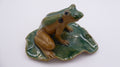 Ancienne céramique grenouille sur nénuphars (Origine asiatique)
