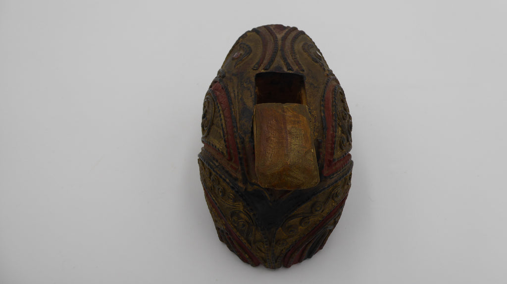 Vieille sculpture bois à trappe coulissante (Origine Asiatique)