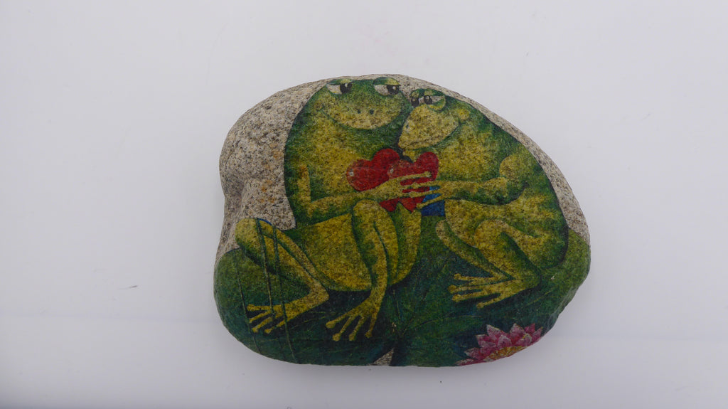 Couple de grenouilles peinture sur galet