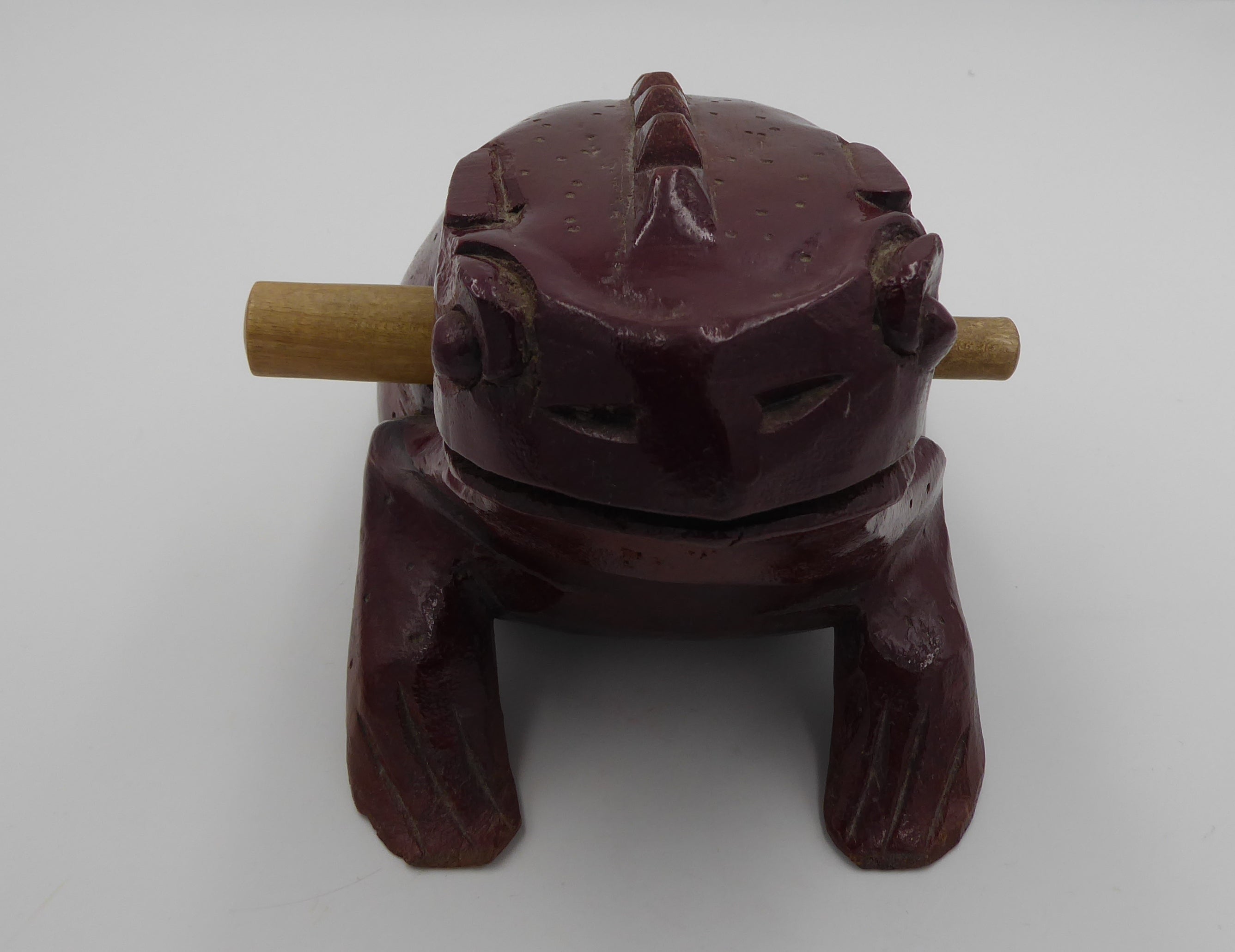 Énorme et vieille grenouille musicale en bois (Rare par son volume)