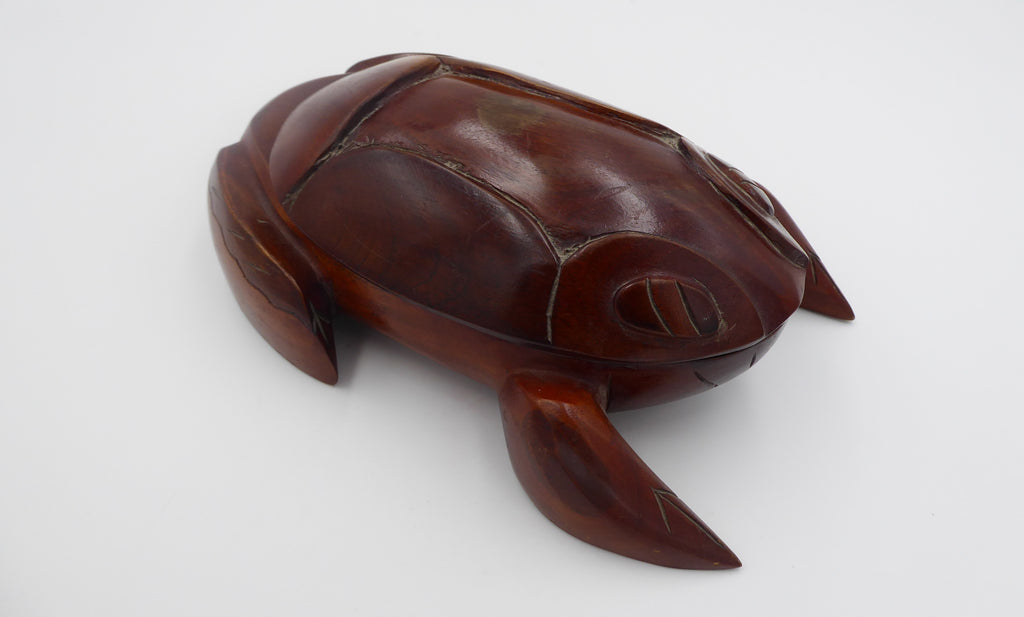 Énorme boite grenouille en bois d'acajou sculptée MARTINIQUE