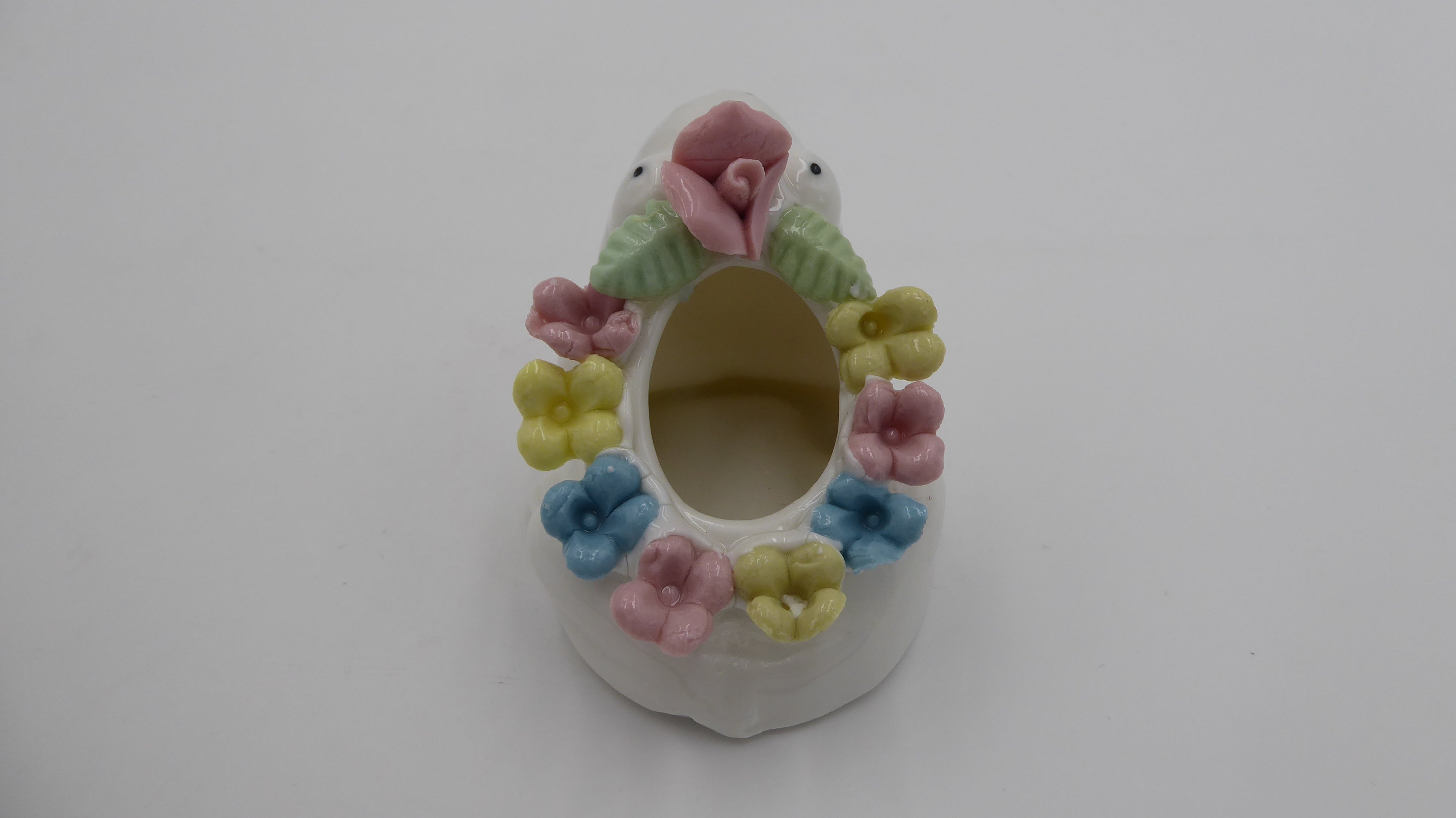 Petit pot grenouille céramique blanche fleurie