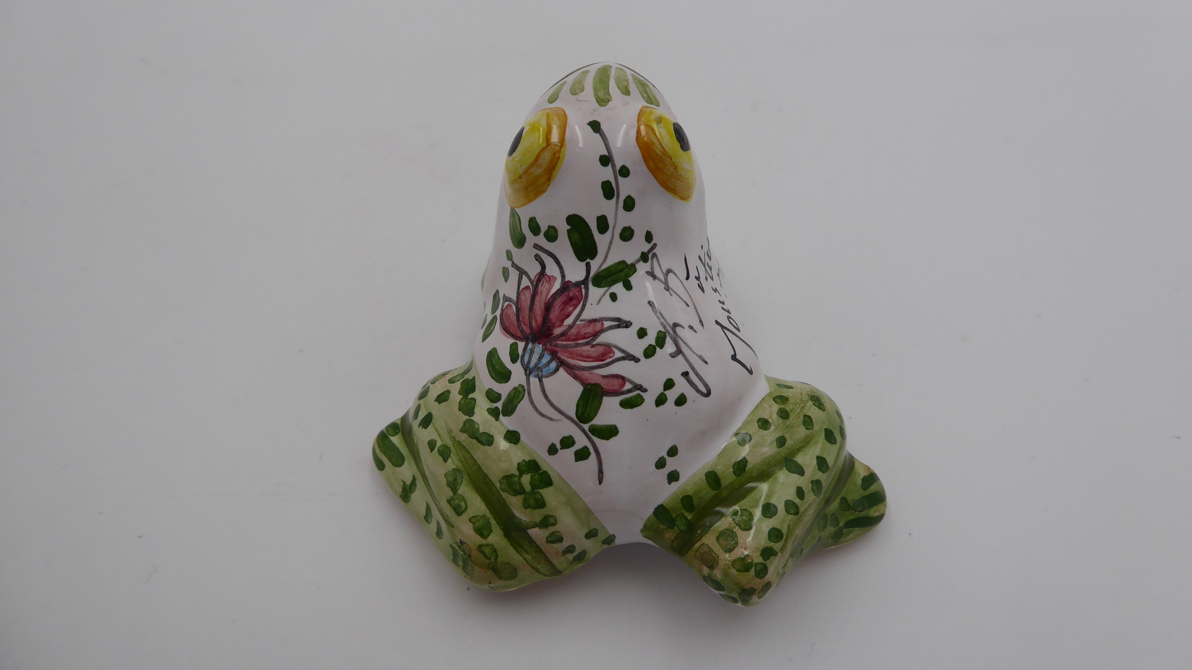 Petite grenouille en porcelaine de MOUSTIERS