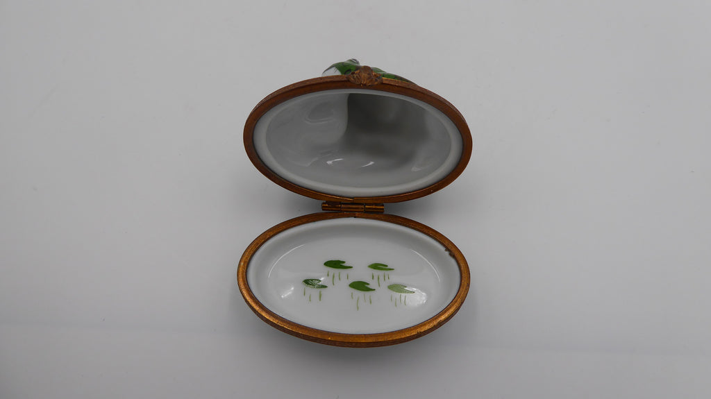 Petite boite à bijoux LIMOGES fermoir grenouille en laiton