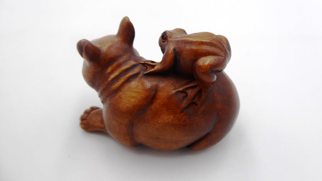 Metsuke signé Grenouille sur un hippopotame