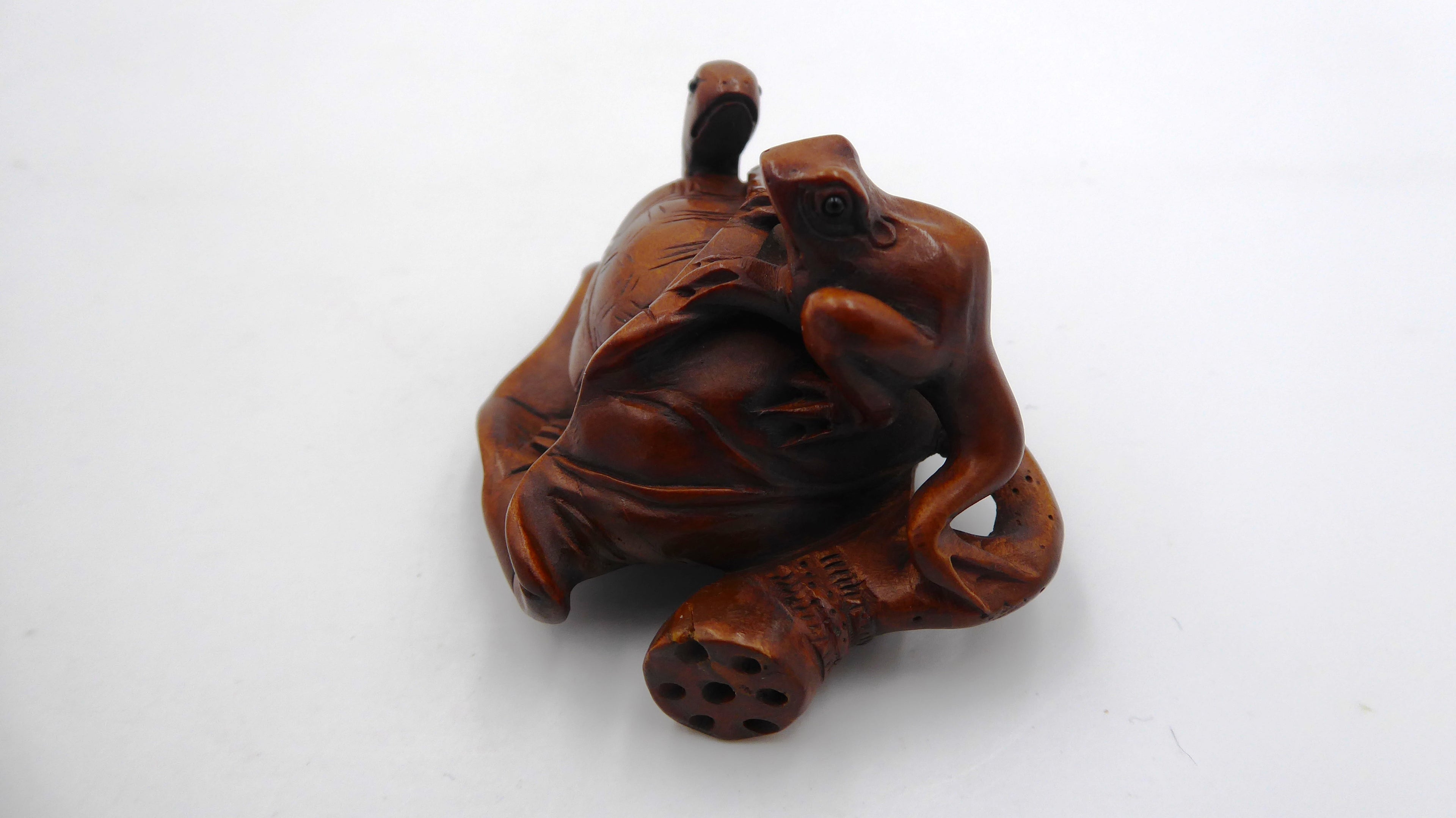Metsuke signé Grenouille et tortue