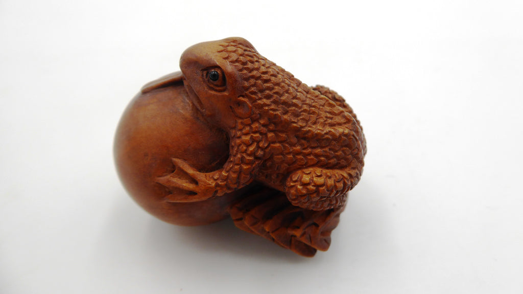 Metsuke signé Grenouille sur une boule