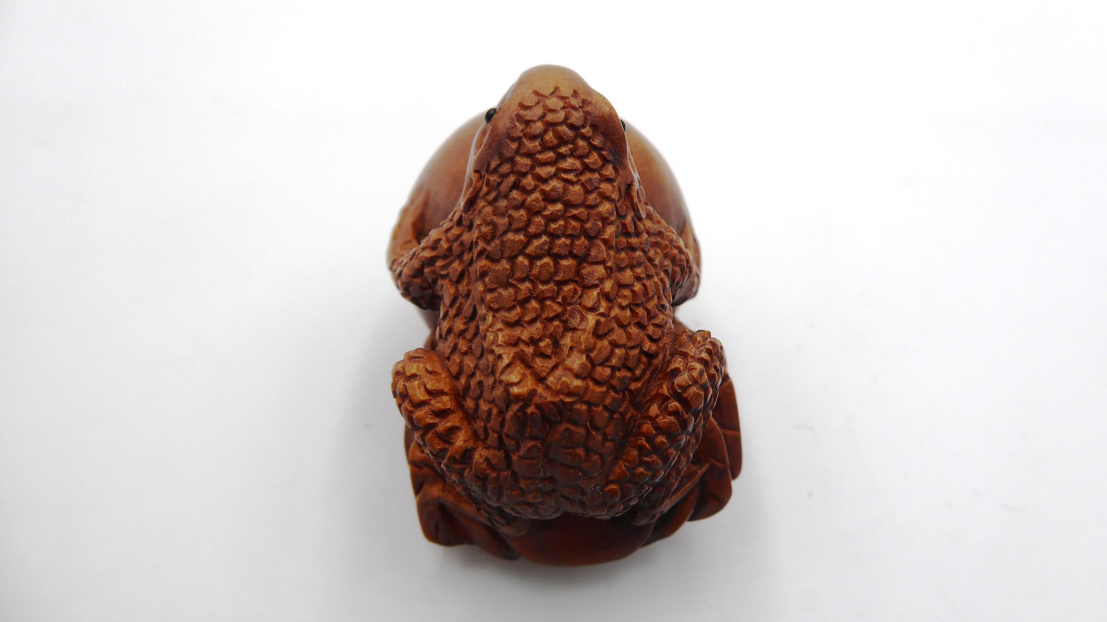 Metsuke signé Grenouille sur une boule