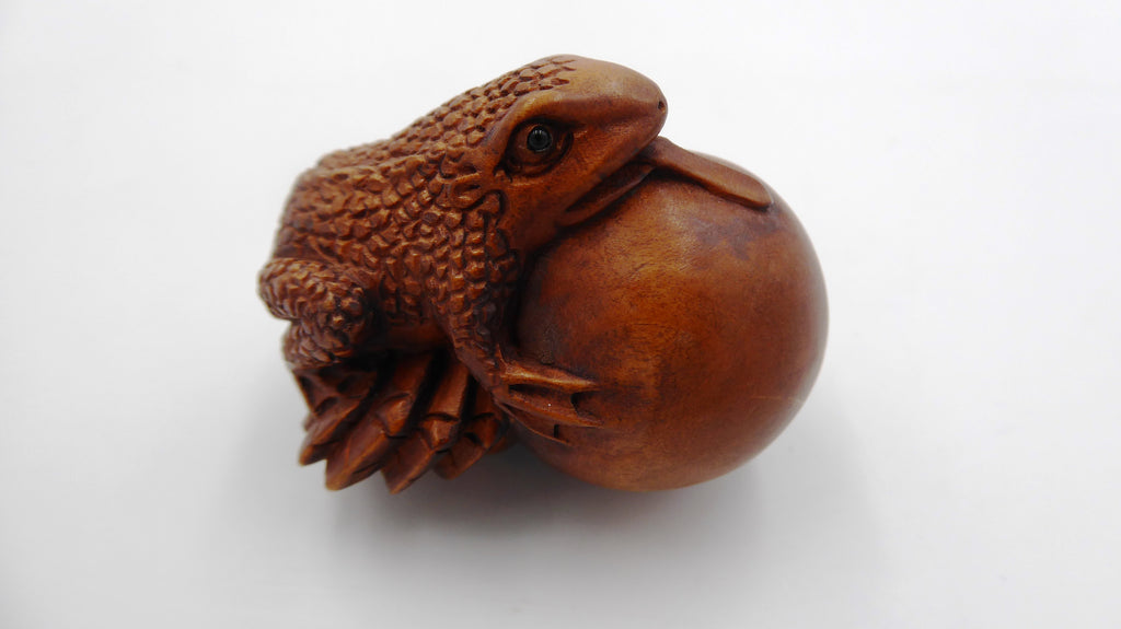 Metsuke signé Grenouille sur une boule