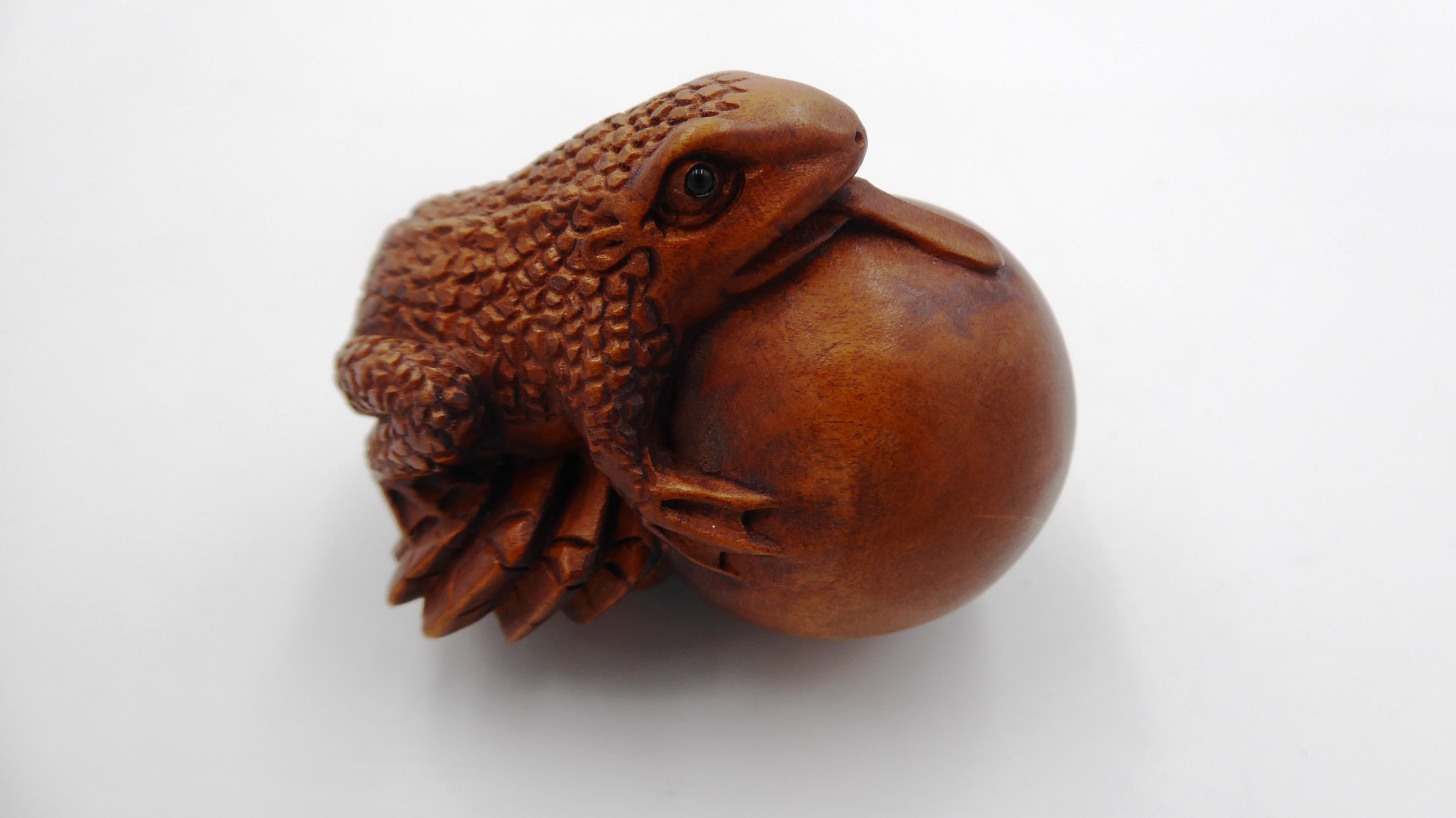 Metsuke signé Grenouille sur une boule