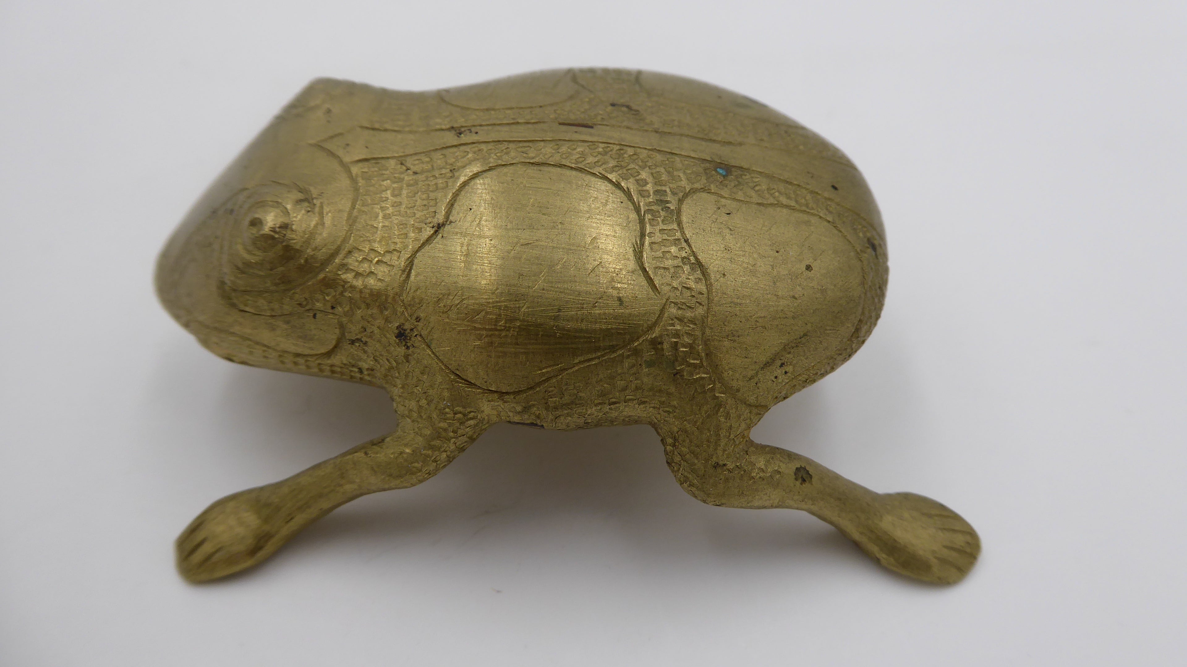 Grenouille en laiton massif (Travail ancien et artisanal) Origine Pays du Maghreb ?