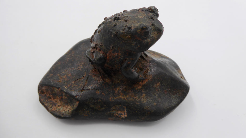 Petit bronze signé P. CHENET (France XX siècle)