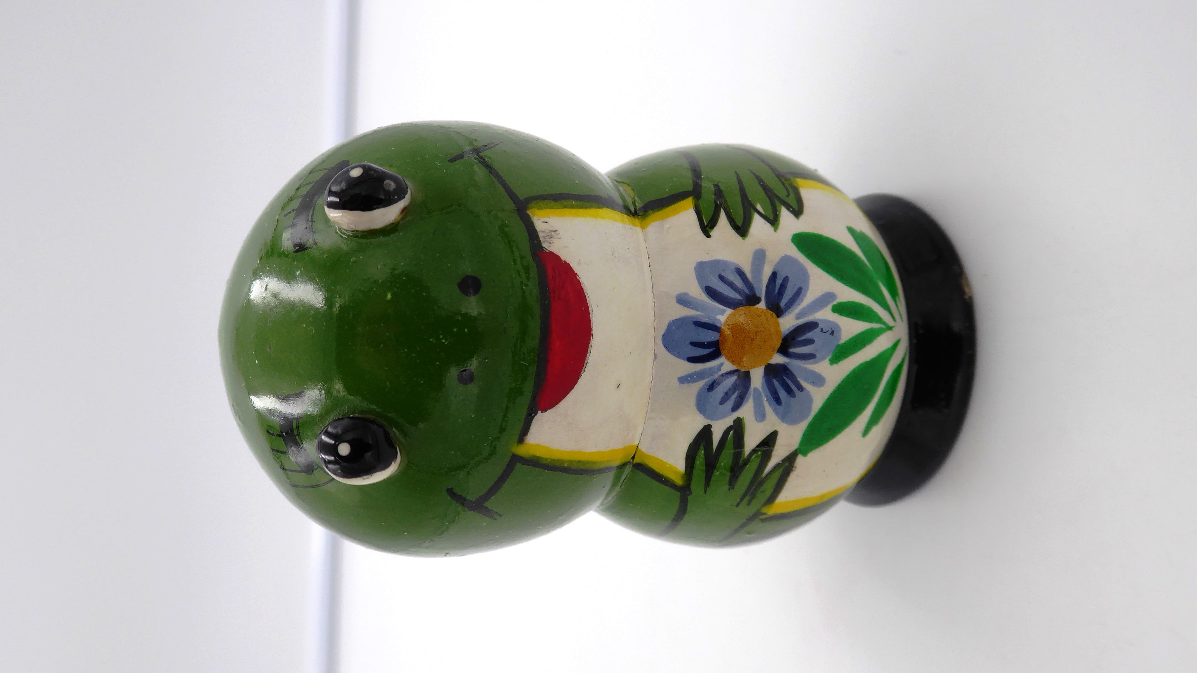 Grenouille poupée russe en bois (Trois grenouilles empilées)