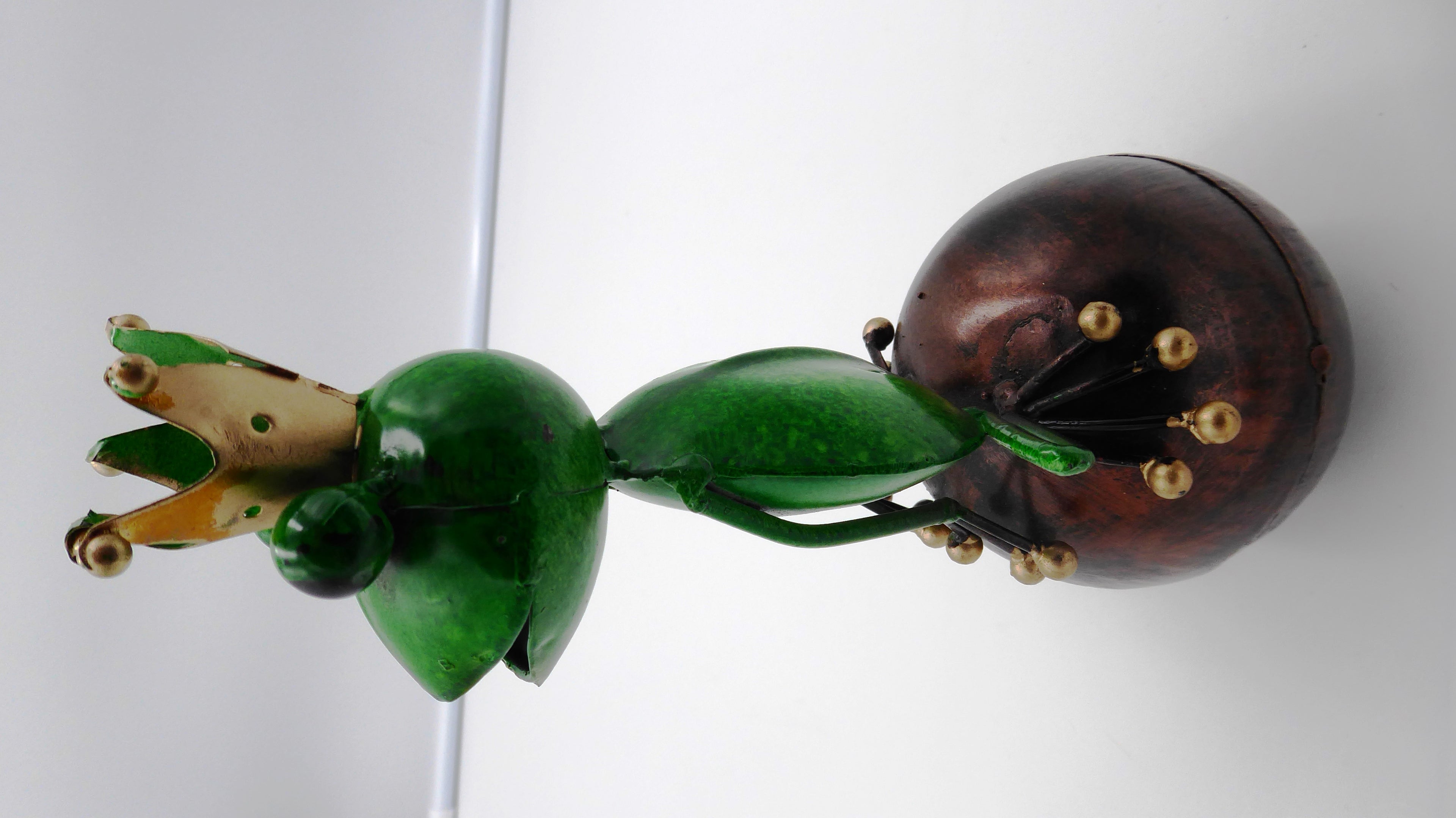 Superbe sculpture en acier peint