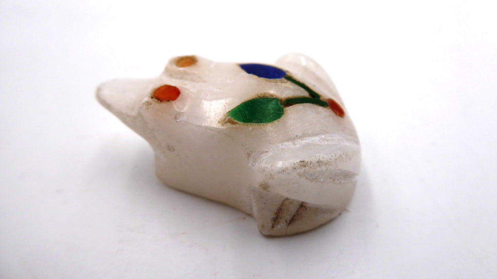 Petite grenouille en marbre décorée