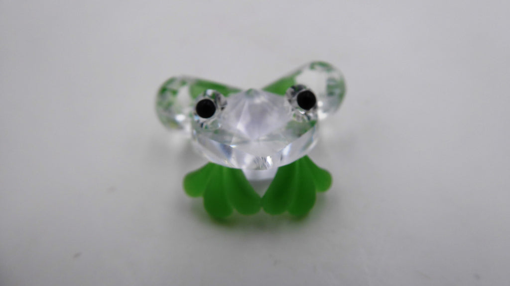 Jolie petite grenouille en en cristal