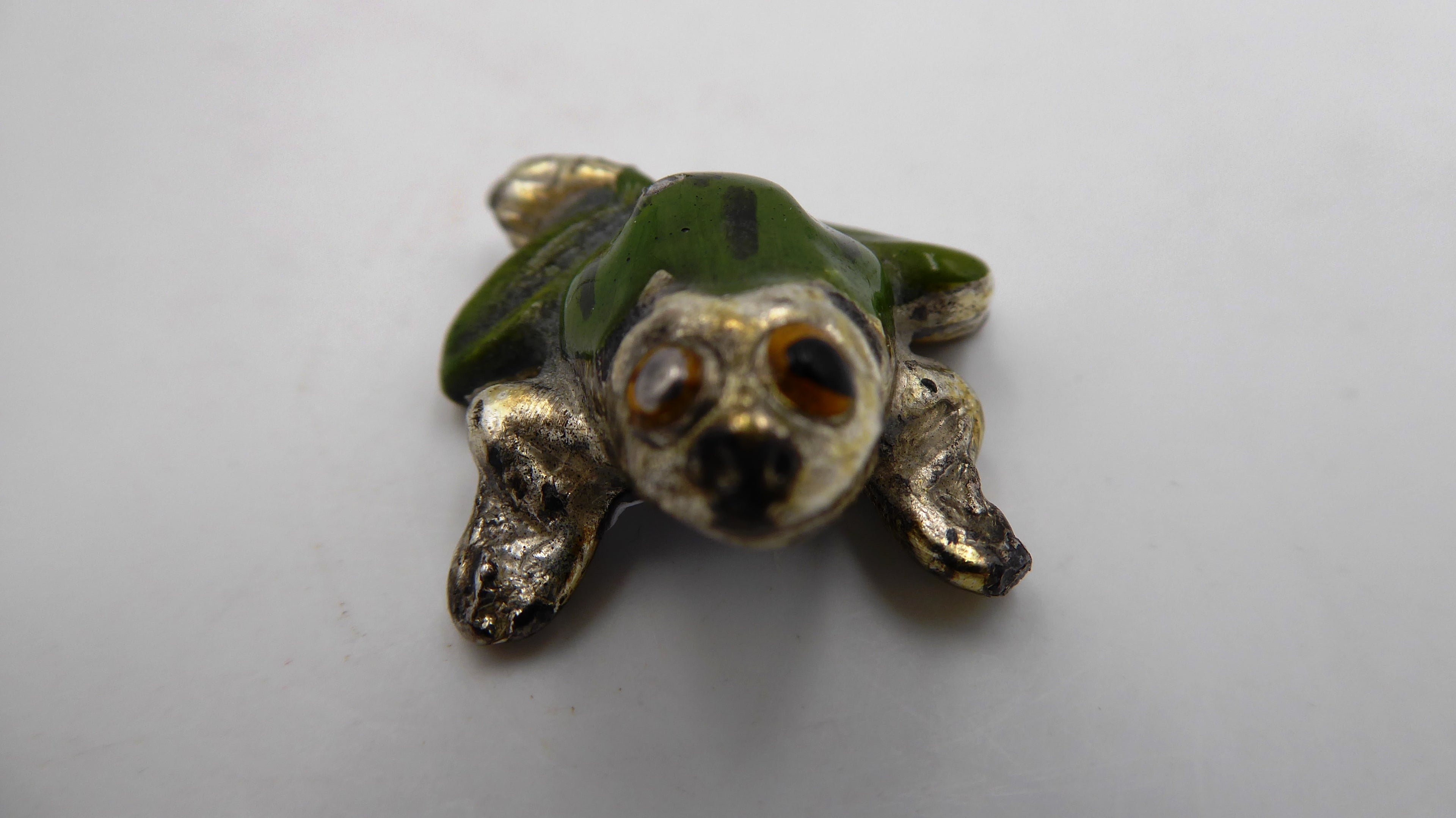 Petite grenouille en métal argenté ELRO
