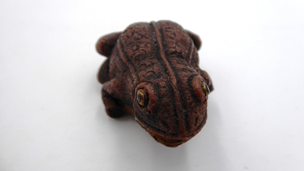 Ancienne petite grenouille bois