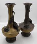 Paire de vase en régule à décor de grenouilles et floral de style art nouveau