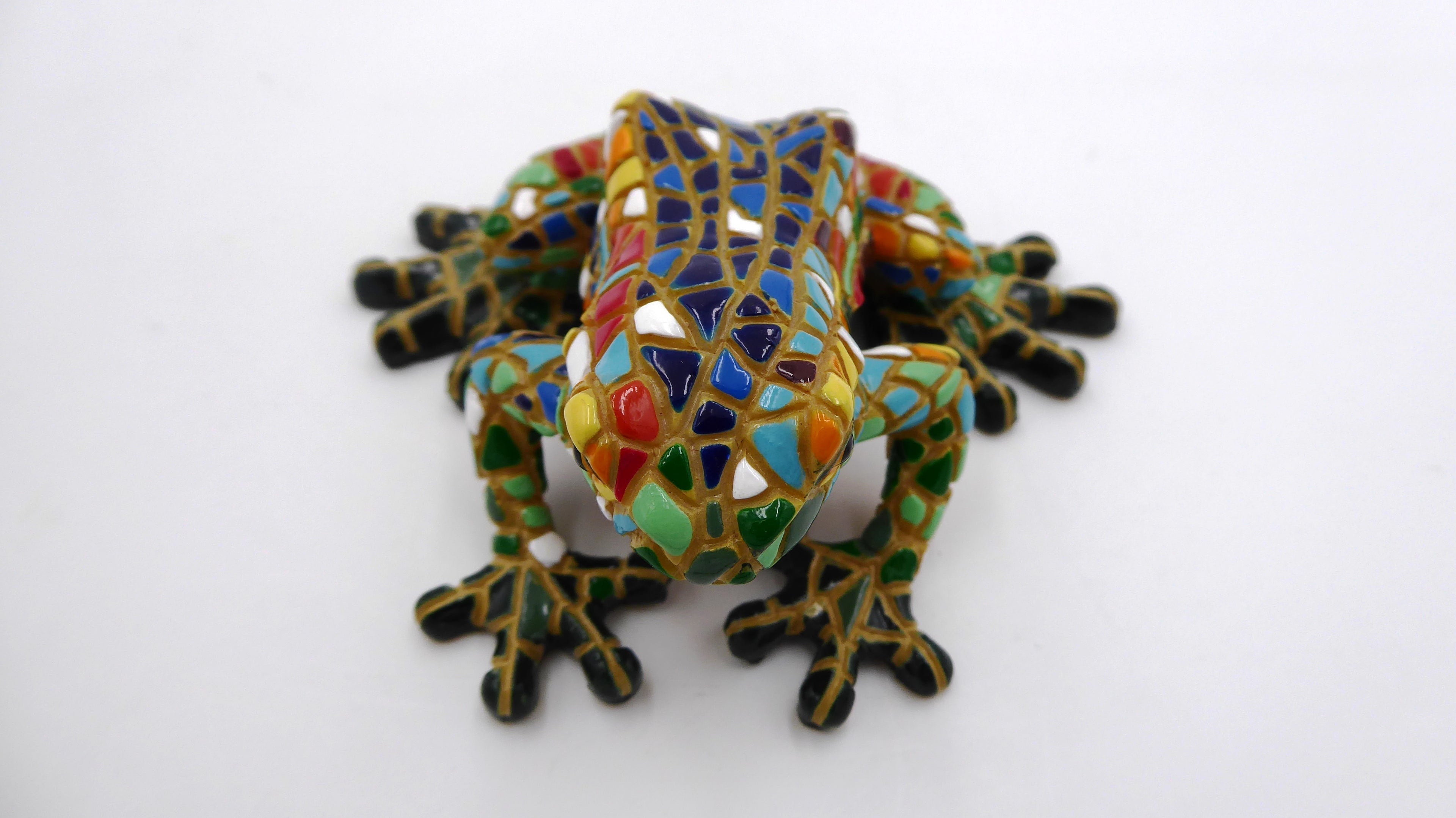 Grenouille en écaille