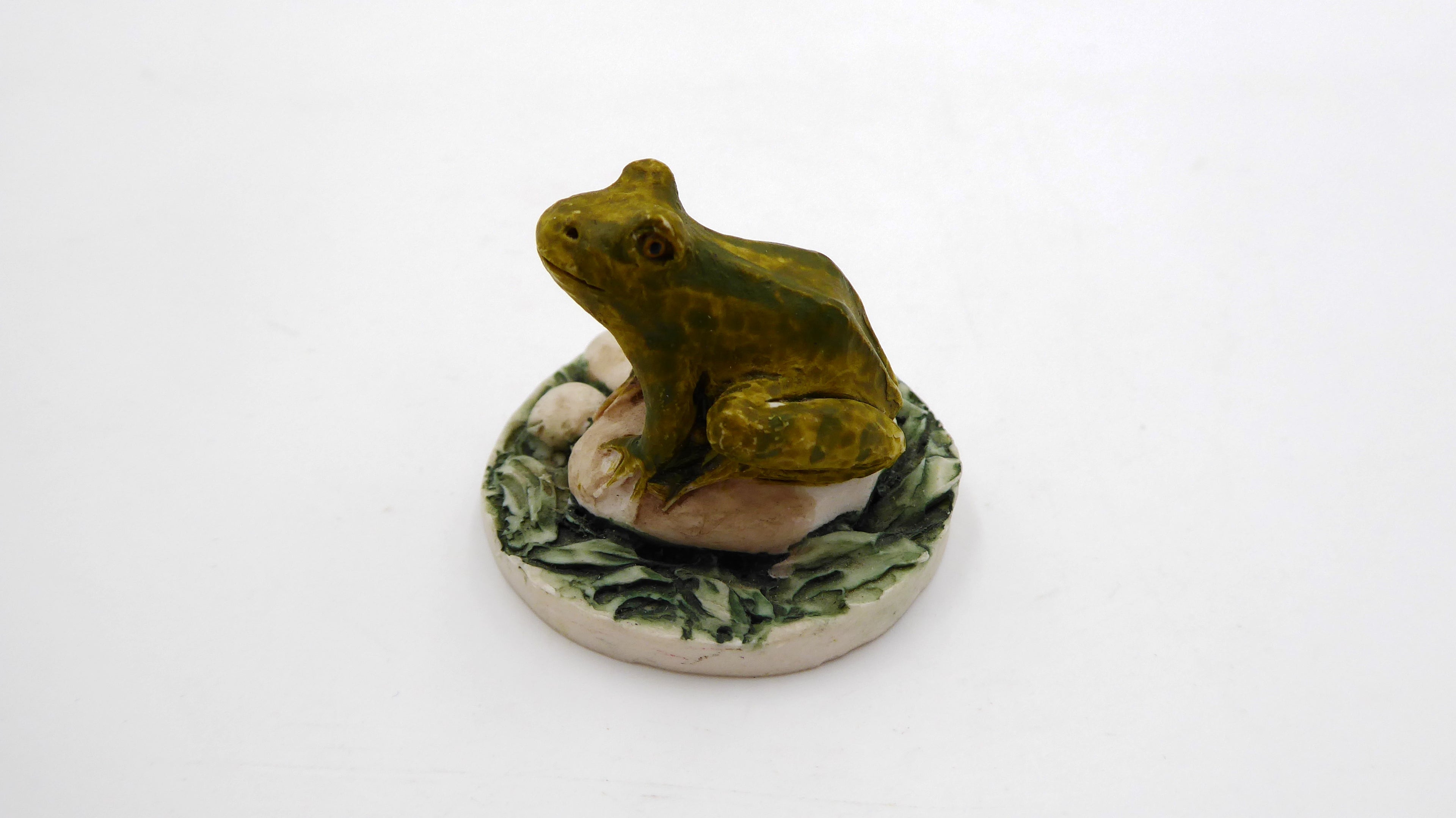Petite grenouille made in scotland